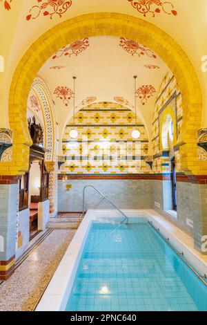 Intérieur des bains turcs de Harrogate le 17th octobre 2022 à Harrogate, Yorkshire, Angleterre. Crédit : nouvelles SMP Banque D'Images