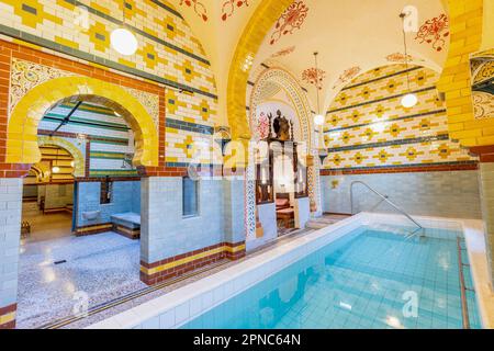 Intérieur des bains turcs de Harrogate le 17th octobre 2022 à Harrogate, Yorkshire, Angleterre. Crédit : nouvelles SMP Banque D'Images