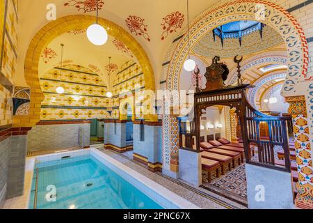 Intérieur des bains turcs de Harrogate le 17th octobre 2022 à Harrogate, Yorkshire, Angleterre. Crédit : nouvelles SMP Banque D'Images
