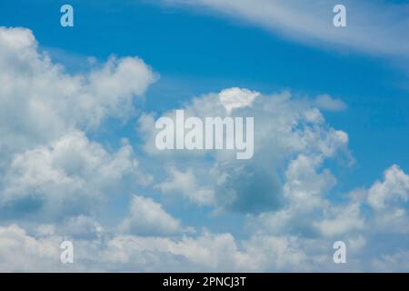 Les nuages et le temps sont fascinants à voir Banque D'Images