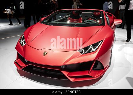 Lamborghini Huracan EVO Spyder voiture de sport au salon de l'automobile IAA de Francfort. Allemagne - 12 septembre 2017. Banque D'Images