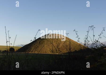 Silbury Hill le 11th novembre 2022 à West Kennett, dans le Wiltshire, en Angleterre. Crédit : nouvelles SMP Banque D'Images