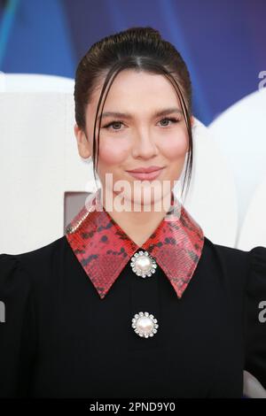 Maya Henry participe à la première britannique « Ron's Gone Wrong » au Royal Festival Hall de Londres. Banque D'Images