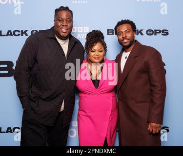 Lancement de la presse pour BLACK OPS, série de comédie sur BBC One et BBC iPlayer par BBC Studios Comedy.HAMMED ANIMASHAUN (L), GGEMISOLA IKUMELO(C), AKEMNJI NDIFORNYEN Banque D'Images