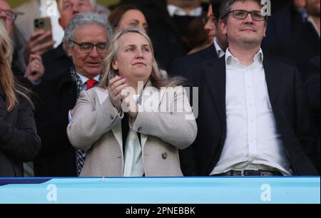 Londres, Royaume-Uni. 18th avril 2023. Emma Hayes, directrice féminine de Chelsea, lors du match de la Ligue des champions de l'UEFA à Stamford Bridge, Londres. Le crédit photo devrait se lire: Paul Terry/Sportimage crédit: Sportimage/Alay Live News Banque D'Images