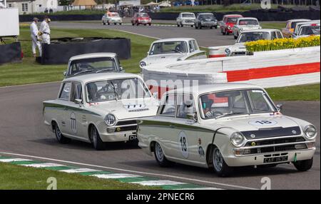 2023 avril - Lotus Cortina Mk1 se réunit lors de la réunion des membres de Goodwood 80. Banque D'Images