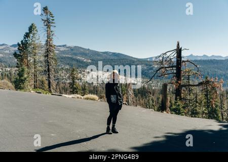 Vue panoramique sur le parc national de Yosemite depuis Olmsted point, États-Unis - septembre 2022. Photo de haute qualité Banque D'Images