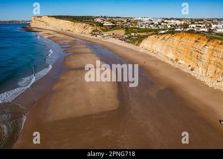 Praia de porto mos, rochers et falaises, falaises de l'Algarve, Lagos, Portugal Banque D'Images