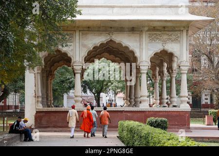 Pavillon Sawan, fort Rouge, site du patrimoine mondial de l'UNESCO, Delhi, Inde Banque D'Images