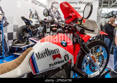 BMW R 80 G S Lac Rose, moto hors route par Tommy Wagner, logos de Marlboro et Playboy, publicité sur le réservoir, course moto, Imot Banque D'Images