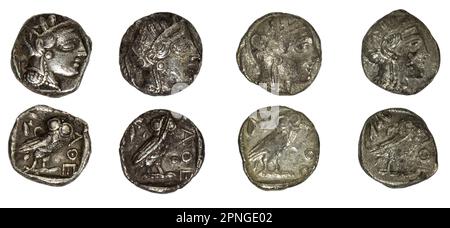 5e siècle argent teradrachm avec pièces Athena Athena de tête et un hibou. D'Acre. Sur fond blanc Banque D'Images