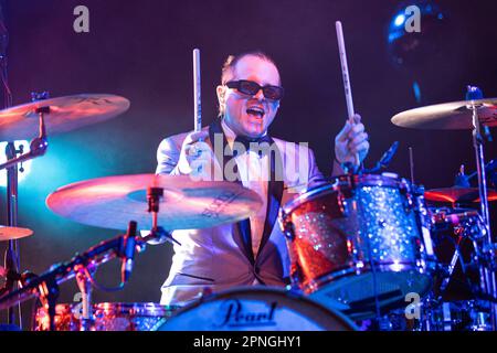 Milan, Italie. 18th avril 2023. Eels se produit en direct à Alcatraz à Milan, Italie, sur 18 avril 2023 (photo de Mairo Cinquetti/NurPhoto) Credit: NurPhoto SRL/Alamy Live News Banque D'Images