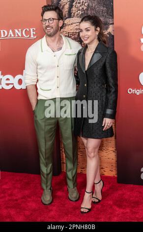 18 avril 2023, New York, New York, États-Unis: Chris Evans et Ana de Armas assistent à la première de Apple TV+ Original films ''GHosted'' à AMC Lincoln Square (Credit image: © Lev Radin/Pacific Press via ZUMA Press Wire) USAGE ÉDITORIAL SEULEMENT! Non destiné À un usage commercial ! Banque D'Images