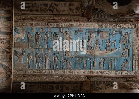 Ancien temple égyptien de Hathor à Dendra, Égypte Banque D'Images