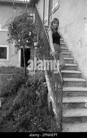 Pia Genberg modèle suédois et actrice qui avec sa sœur jumelle Mia est apparu dans un certain nombre de films européens dans le 1960s.Merci beaucoup à sa tante Hjördis et son mari David Niven Banque D'Images