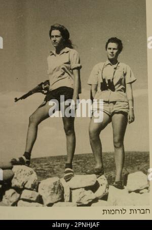 Les femmes soldats à Yehi'am (Yehiam יְחִיעָם) est un kibboutz dans le nord d'Israël. Situé dans la haute-Galilée occidentale, Yehiam a été fondé par un groupe du mouvement socialiste sioniste de jeunesse Hashomer Hatzair Les survivants de l'Holocauste de Hongrie et les membres de Yishuv qui se nomment Kibbutz HaSela Yehiam est situé à côté des ruines du château de Jiddin, datant de l'époque ottomane, construit au-dessus du château de Judin, datant de 13th ans, le Crusader. Le 26 novembre 1946, Kibbutz Yehiam a été établi sur le site du château médiéval, avec seulement les hommes qui prennent résidence, d'abord à l'intérieur du château puis dans des tentes à Banque D'Images