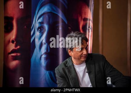 New Delhi, Inde. 19th avril 2023. Le Directeur Kamal Musale assiste à une rencontre de presse sur son prochain film mère Teresa et moi, New Delhi. Crédit : SOPA Images Limited/Alamy Live News Banque D'Images