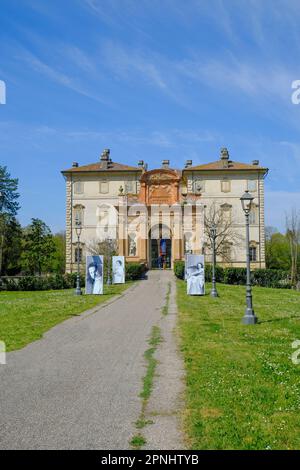 Une route vers le Musée national de Giuseppe Verdi à Villa Pallavicino à Busseto, Parme, Italie Banque D'Images