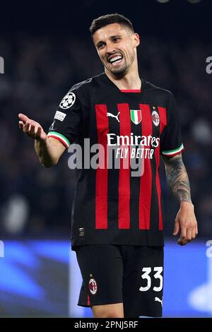 Naples, Italie. 18th avril 2023. RADE Krunic de Milan sourit lors de la Ligue des champions de l'UEFA, en quarts de finale, match de football de 2nd jambes entre SSC Napoli et AC Milan sur 18 avril 2023 au stade Diego Armando Maradona à Naples, Italie - photo Federico Proietti/DPPI crédit: DPPI Media/Alay Live News Banque D'Images