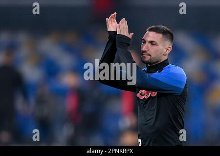 Naples, Italie. 18th avril 2023. Matteo Politano de SSC Napoli gestes lors du match de l'UEFA Champions League entre Naples et l'AC Milan au Stadio Diego Armando Maradona, Naples, Italie, le 18 avril 2023. Credit: Giuseppe Maffia/Alay Live News Banque D'Images