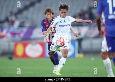 Tokyo, Japon. 19th avril 2023. Hideki Ishige (Gamba) football : 2023 J. League YBC Levain Cup Group Stage entre le FC Tokyo - Gamba Osaka au stade Ajinomoto à Tokyo, Japon . Credit: YUTAKA/AFLO SPORT/Alay Live News Banque D'Images