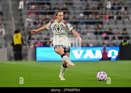 San Diego, Californie, États-Unis. 19th avril 2023. Le défenseur des Thorns de Portland Meaghan Nally (39) lors d'un match de football de la coupe du défi NWSL entre les Thorns de Portland et le FC Wave de San Diego au stade Snapdragon de San Diego, en Californie. Justin Fine/CSM(Credit image: © Justin Fine/Cal Sport Media). Crédit : csm/Alay Live News Banque D'Images