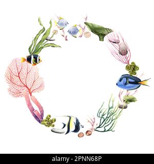 Couronne avec coraux de mer, plantes et poissons tropicaux. Illustration aquarelle dessinée à la main isolée sur blanc Banque D'Images