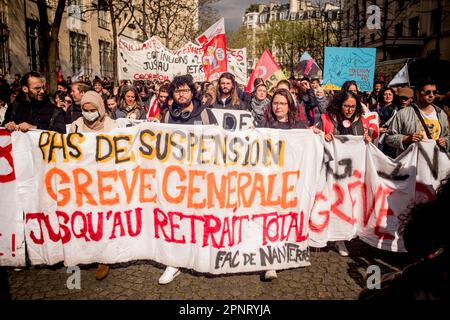 Gerard Cambon / le Pictorium - protestation contre la loi sur les pensions 20 2023 avril - 20/4/2023 - France / Paris / Paris - manifestation en faveur du MEDEF pour protester contre la réforme des pensions le 20 avril 2023 Banque D'Images