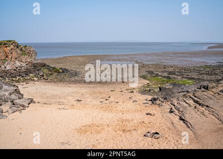 Vue depuis Heysham sur la baie de Morecambe Banque D'Images