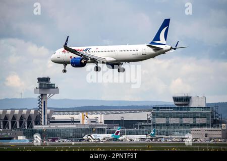 AnadoluJet Airbus A321-NEO, approchant de l'aéroport de Francfort, FRA, Hesse, Allemagne, Banque D'Images