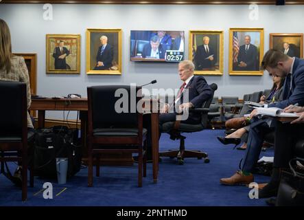 Washington, États-Unis d'Amérique. 19th avril 2023. Washington, États-Unis d'Amérique. 19 avril 2023. Bill Nelson, administrateur de la NASA, témoigne devant le sous-comité de la Chambre des représentants sur la justice commerciale et les organismes connexes au cours des audiences budgétaires de l'exercice 2024 à l'immeuble Rayburn House, à 19 avril 2023, à Washington, DC crédit: Bill Ingalls/NASA/Alay Live News Banque D'Images