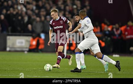 Londres, Royaume-Uni. 20th avril 2023. Flynn Downes (West Ham) lors du match de la Ligue de conférence de West Ham contre KAA Gent UEFA Europa au stade de Londres Stratford. Crédit : MARTIN DALTON/Alay Live News Banque D'Images