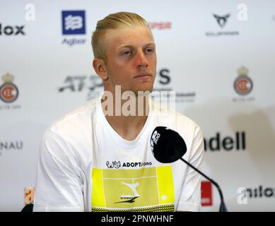 Sabadell, Barcelone, Espagne. 20th avril 2023. Barcelone Espagne 20.04.2023 Alejandro Davidovich (Espagne) regarde dans le match entre Alejandro Davidovich (Espagne) et Emil Ruusuvuori (Finlande) pendant le jour 4 de l'Open de Barcelone Banc Sabadell Godo le 20 avril 2023 à Barcelone. (Credit image: © Xavi Urgeles/ZUMA Press Wire) USAGE ÉDITORIAL SEULEMENT! Non destiné À un usage commercial ! Banque D'Images