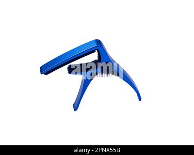 Guitar Blue capo sur fond blanc , gros plan Banque D'Images