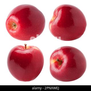 Collecte des pommes. Quatre pommes rouges entières, roses, isolées sur blanc, avec passe-cheveux Banque D'Images