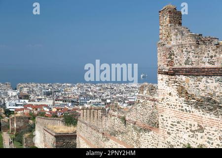 Thessalonique ville haute quartier byzantin historique, vue sur la ville, Salonique, Macédoine centrale, Grèce. Banque D'Images