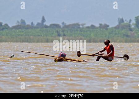 Pêcheurs du lac Chamo Éthiopie Banque D'Images