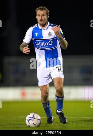 Photo du dossier datée du 07-12-2021 de Nick Anderton, de Bristol Rovers, qui a annoncé sa retraite à l'âge de 26 ans après le traitement d'une forme rare de cancer des os. Date de publication : vendredi 21 avril 2023. Banque D'Images