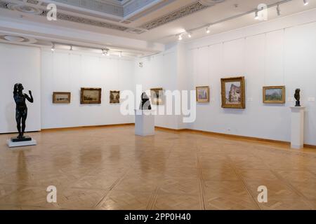 Intérieur du Musée National d'Art de Bucarest situé dans l'ancien Palais Royal de Bucarest, Roumanie. Galerie d'art européen Banque D'Images