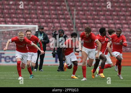 Genève, Suisse, 21st avril 2023. Lors du match de la Ligue de la Jeunesse de l'UEFA au Stade de Genève. Le crédit photo devrait se lire: Jonathan Moscrop / Sportimage Banque D'Images