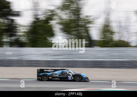 25 SIMPSON Kyffin (usa), ALLEN James (aus), LYNN Alexander (gar), Algarve Pro Racing, Oreca Gibson 07 - Gibson, action pendant les 4 heures de Barcelone 2023, 1st tour de la série européenne le Mans 2023 sur le circuit de Barcelone-Catalunya de 21 avril à 23, 2023 à Montmelo, Espagne - photo: Xavi Bonilla/DPPI/LiveMedia Banque D'Images