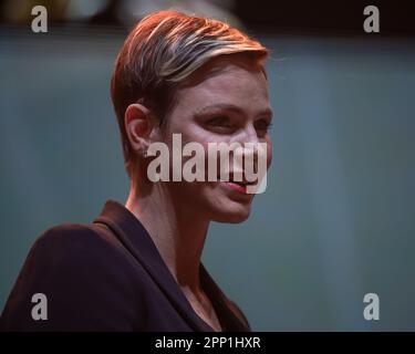 La princesse Charlene de Monaco a été vue lors de la cérémonie du Temple de la renommée du Rugby Club Toulonnais (RCT). Le Rugby Club Toulonnais (RCT) présente le premier Rugby Hall of Fame en intronisant huit joueurs lors d'une soirée de gala au Zénith de Toulon. Banque D'Images