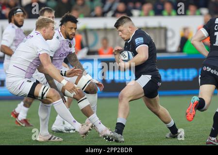 Newcastle, Royaume-Uni. 21st avril 2023. Jamie Blamire, de Newcastle Falcons, attaque lors du match de première division de Gallagher entre Newcastle Falcons et Northampton Saints à Kingston Park, Newcastle, le vendredi 21st avril 2023. (Photo : Chris Lishman | MI News) Credit : MI News & Sport /Alay Live News Banque D'Images