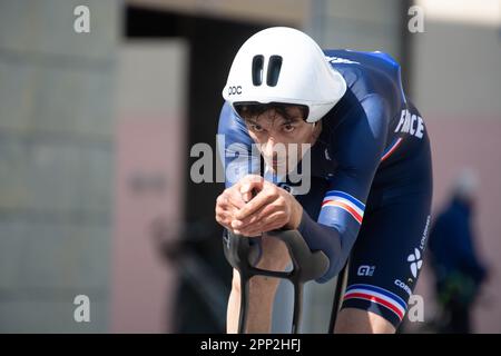 Maniago, Italie. 21st avril 2023. Kevin le Cunff de France a terminé troisième dans le procès de temps. Coupe du monde UCI, essai individuel, Maniago, Italie, 21 avril 2023, Casey B. Gibson/Alamy Live News Banque D'Images