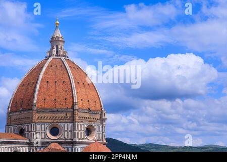 Cathédrale Santa Maria del Fiore de Florence, Italie : vue détaillée du dôme de Brunelleschi. Banque D'Images