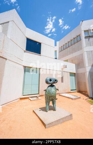 Statue au Musée Fundacio Joan Miro, Montjuic, Barcelone, Catalogne, Espagne Banque D'Images