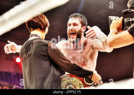 Erevan né Aram Amirkhanian est enregistré Glendale, Californie, Etats-Unis, il a gagné SD contre Stanislav Skorokhod pour vacant WBO super-welter International Banque D'Images