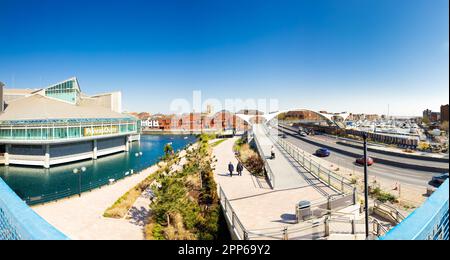 Kingston upon Hull, panorama des quais de la vieille ville, Princes Quay à Humber Dock Marina.Castle Street. Banque D'Images