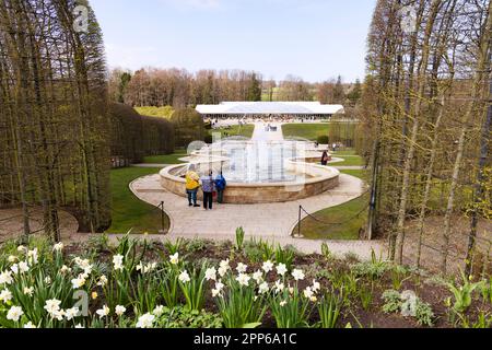 The Cascade of Fountains, un complexe de fontaines, The Alnwick Garden, Alnwick, Northumberland, Royaume-Uni Banque D'Images