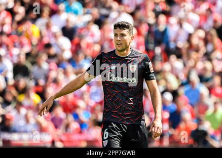 22 avril 2023: ALMERIA, ESPAGNE - AVRIL 22: Mikel Vesga de l'Athlétique de Bilbao focusl pendant le match entre UD Almeria et Athlétique de Bilbao de la Liga Santander sur 22 avril 2023 au stade Powerhouse d'Almeria, Espagne. (Credit image: © Samuel Carreño/PX Imagens via ZUMA Press Wire) USAGE ÉDITORIAL SEULEMENT! Non destiné À un usage commercial ! Banque D'Images